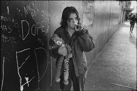 Juxtapoz Magazine - The Homeless Kids of Seattle Mary Ellen Mark ...