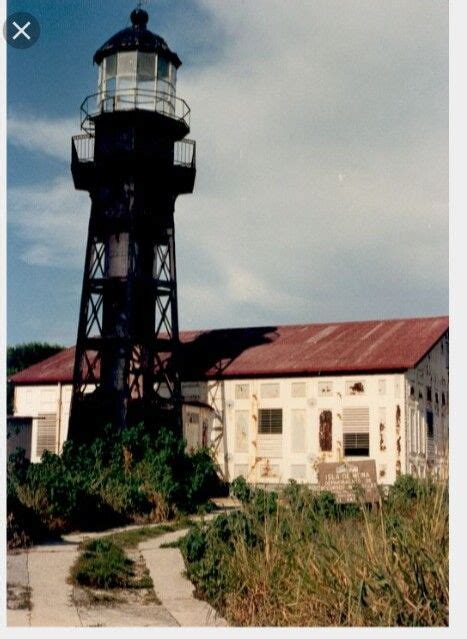 Faro,Isla de Mona | Island lighthouse, Lighthouse, Tropical heat