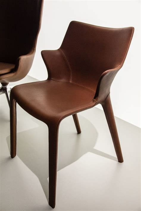 Leather Dining Chairs Prove Elegance Is Timeless