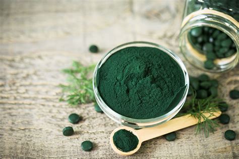 Spirulina: Health Benefits, Uses, Side Effects, Dosage, Precautions