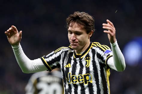 Juventus star Chiesa at a crossroards amid Liverpool links: 'He's no ...