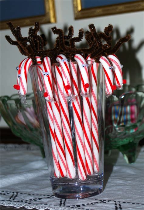 Homemaker's Journal: Candy Cane Reindeer Ornaments