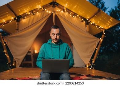 386 Men Using Laptop Night Outdoor Images, Stock Photos & Vectors | Shutterstock