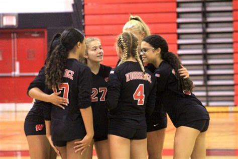 The Girls Junior Varsity Volleyball Team Served an Amazing Season - The Barron Perspective