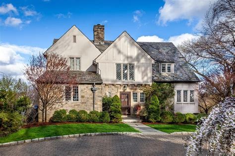 Bronxville, NY Real Estate - Bronxville Homes for Sale | realtor.com®