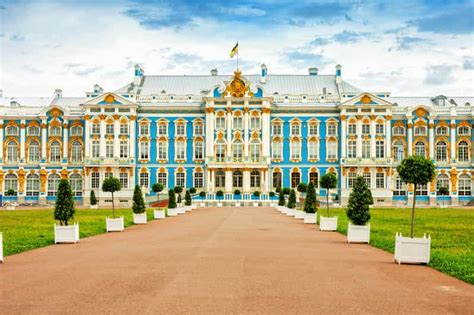 St. Petersburg: Catherine Palace in Pushkin Small Group Tour | GetYourGuide