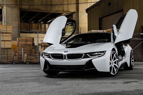 Crystal White BMW i8 Gets Forgiato Wheels, Turns into Bruiser ...