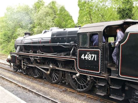 44871 Steam Locomotive Stanier Black Five Class 5MT 4-6-0 images photos pictures photographs