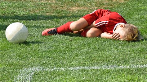 Kids’ Sports Injuries: What Parents Need to Know > News > Yale Medicine