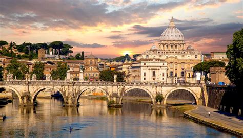 The complete guide to Vatican City