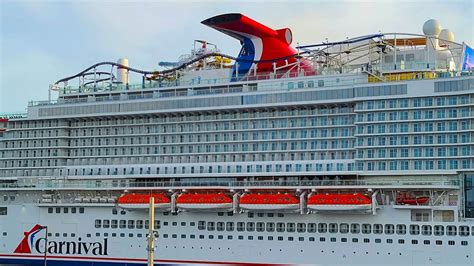 All 22 Places You Can Eat At on Carnival Cruise Line's Mardi Gras