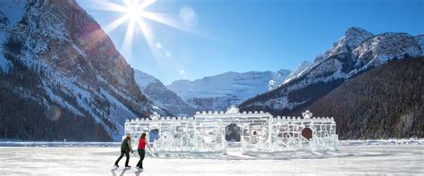 Lake Louise Winter Sightseeing Tour - Discover Banff Tours