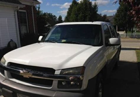 Buy used 2002 Chevy Avalanche Z71 4X4 Original Owner in Toano, Virginia ...