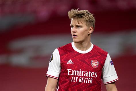 Boost for Chelsea as Arsenal's Martin Odegaard set to miss London derby