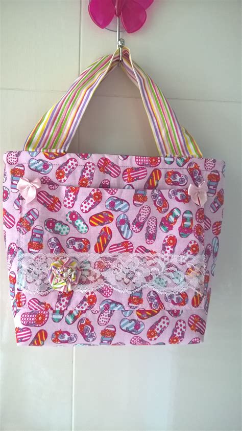 Bolsinha de Criança E Design, Diaper Bag, Wine Racks, Gifts, Throw Pillows, Sacks, Diaper Bags ...