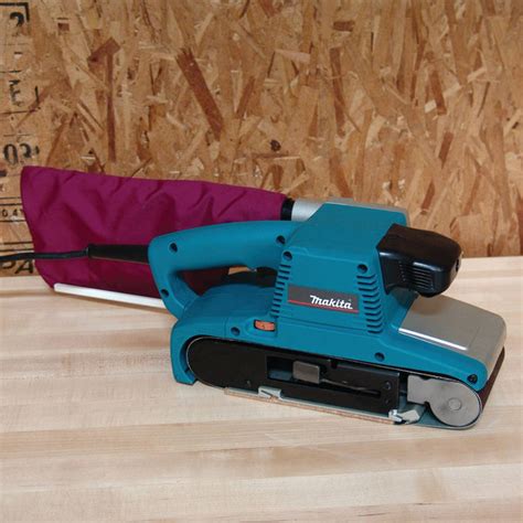 Makita 9404 4'' x 24'' Corded Belt Sander Variable Speed