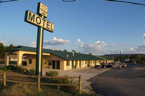 Ozark Inn - Mena AR 71953 | 479-394-1100 | Hotels & Motels