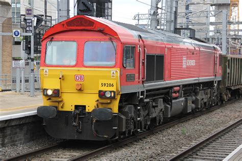 British Rail class 59 diesel locomotive 59206 'John F. Yeo… | Flickr