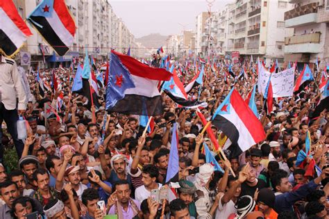 Thousands protest for independence in south Yemen | Middle East Eye