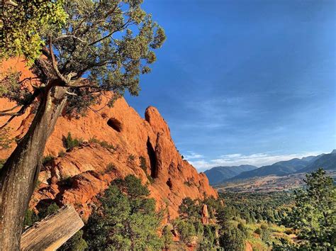 Hiking at Garden of the Gods: The Ultimate Guide - The Travel Virgin