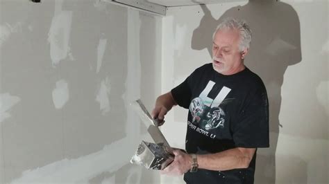 Drywall mudding 101 - YouTube Drywall Mud, Drywall Repair, Mobile Home ...