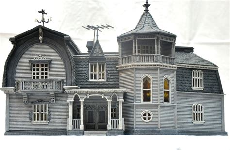 Free Shipping & Free Returns Moebius Models TV Show HO scale Munster Munsters House Model Kit ...