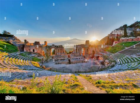 The greek theatre hi-res stock photography and images - Alamy