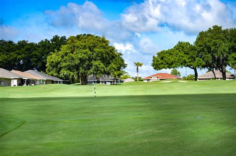 Tampa Bay Golf & Country Club: Premier Golfing Community