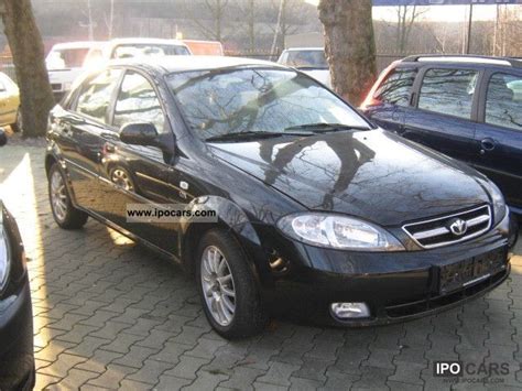 2004 Daewoo Lacetti 1.8 CDX - Car Photo and Specs