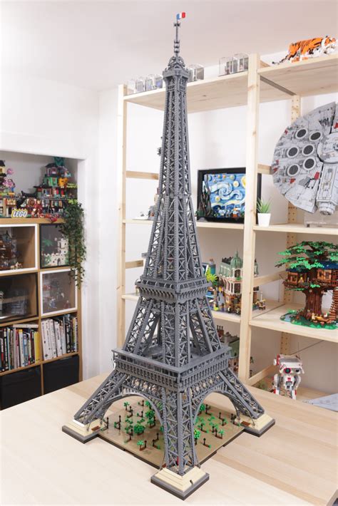 LEGO Icons 10307 Eiffel Tower follows design principles