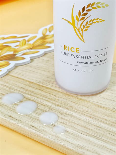 THANK YOU FARMER RICE PURE ESSENTIAL TONER 200ml – Glowyskinshop.com