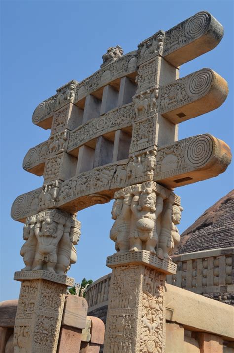 Sanchi Stupa and Torana - Abhijna e-Museum