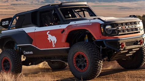 Introducir 37+ imagen ford bronco raptor vs jeep wrangler 392 ...