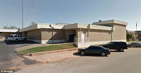 Lincoln County Jail inmates stage escape | Daily Mail Online