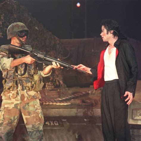 Michael Jackson Earth Song Live Munich 1997 - The Earth Images Revimage.Org