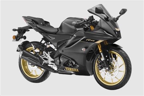 Yamaha R15 V4 Dark Knight Price, Specs & Mileage in India