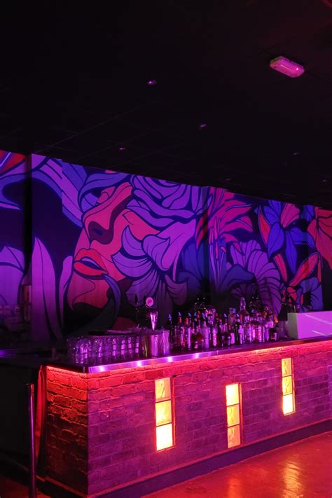 The mural has become the "centrepiece of the nightclub and draws a lot of attention." 🕺💃 ...
