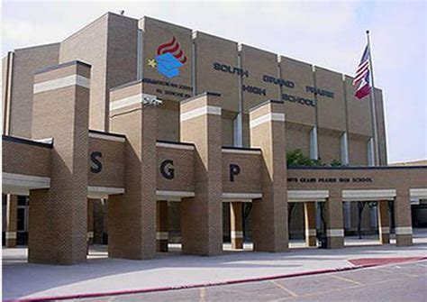 Must see places in Dallas / Fort Worth: Planetarium at South Grand Prairie High School