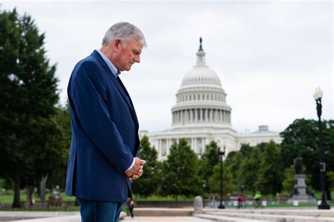 Franklin Graham Endorses Todd's New Book - Todd Starnes