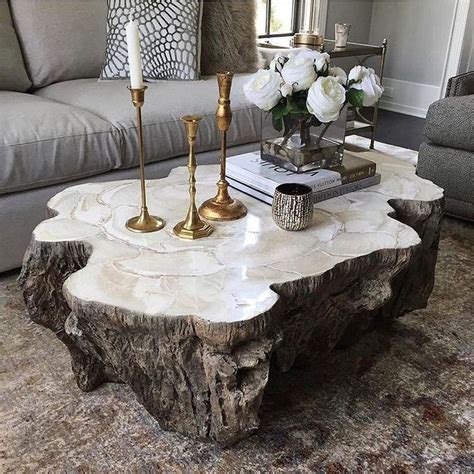 32 Lovely Coffee Table Decor Ideas - MAGZHOUSE