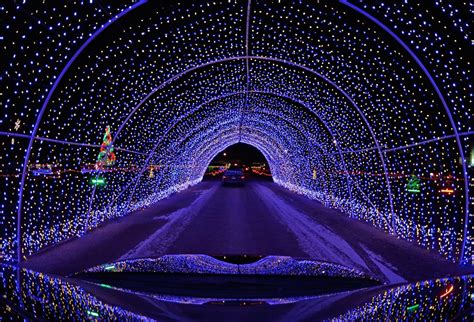 The Best Holiday Lights Around Chicago This Year