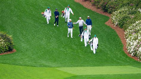 An Ever-Changing Masters Course Changes Again - The New York Times