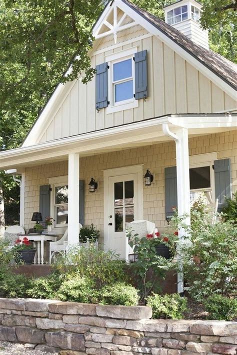 Exterior Farmhouse Paint Colors: Tips For A Beautiful Home