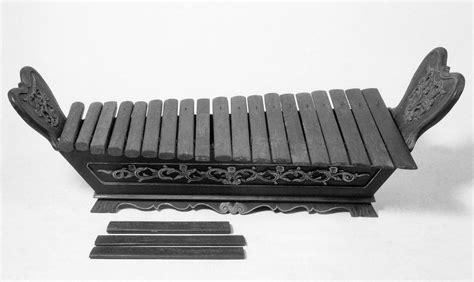 Xylophone (gambang kayu) | Museum of Fine Arts, Boston