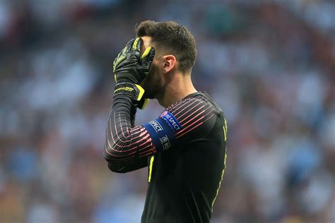 Why now is the perfect time for Tottenham to sell Hugo Lloris