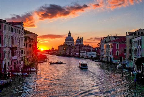 10 Of The Most Beautiful Places In The World To Visit | Venice travel, Most beautiful places ...