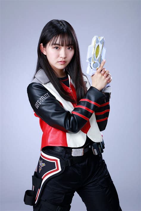 Female Lead for New TV Series ULTRAMAN TRIGGER Announced! Runa Toyoda ...