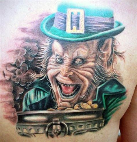 50 Leprechaun Tattoo Designs für Männer – Irish Folklore Ink Ideen ...