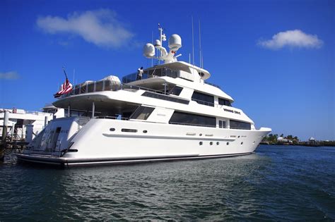 STEVE BISCIOTTI • Net Worth $6 Billion • House • Yacht • Private Jet