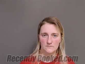 Recent Booking / Mugshot for SAMANTHA RICHMOND in Lapeer County, Michigan